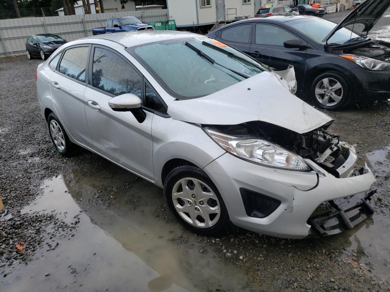 3FADP4BJ2DM226320 2013 Ford Fiesta Se