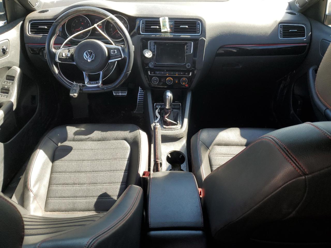3VW4T7AJXHM400016 2017 Volkswagen Jetta Gli