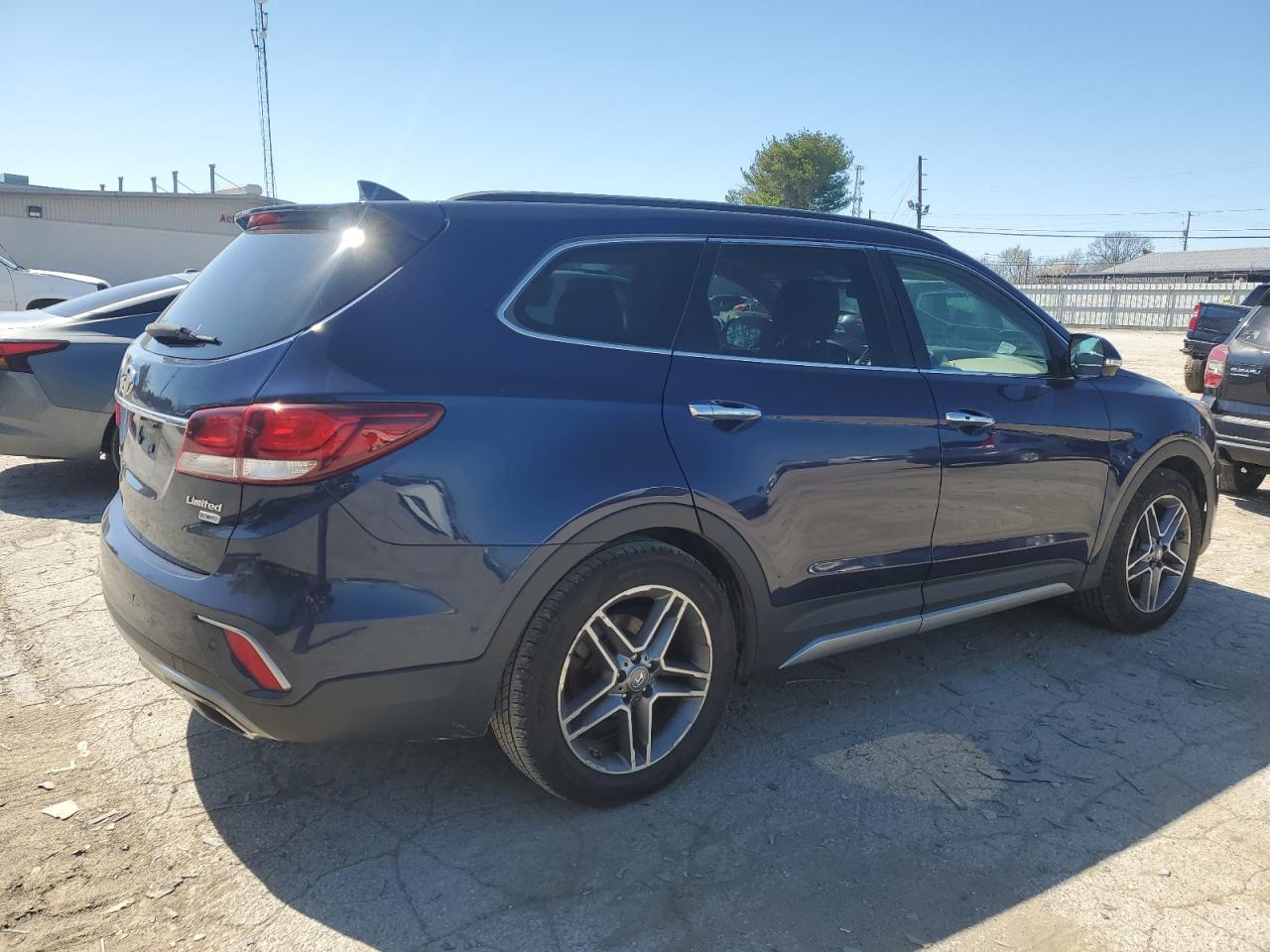 KM8SR4HF5HU166352 2017 Hyundai Santa Fe Se Ultimate