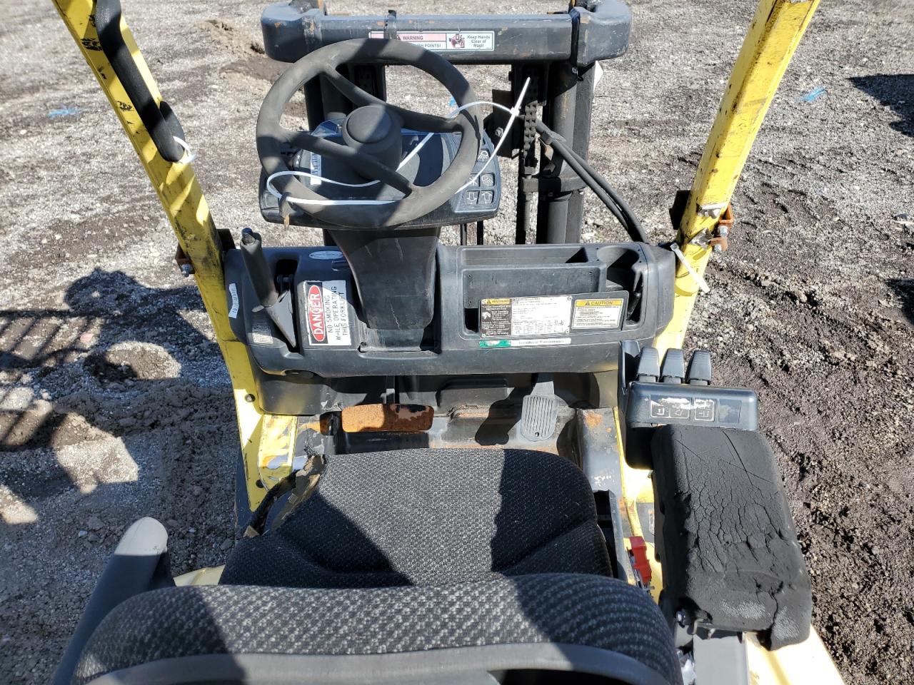 Lot #3242791977 2010 HYST FORKLIFT