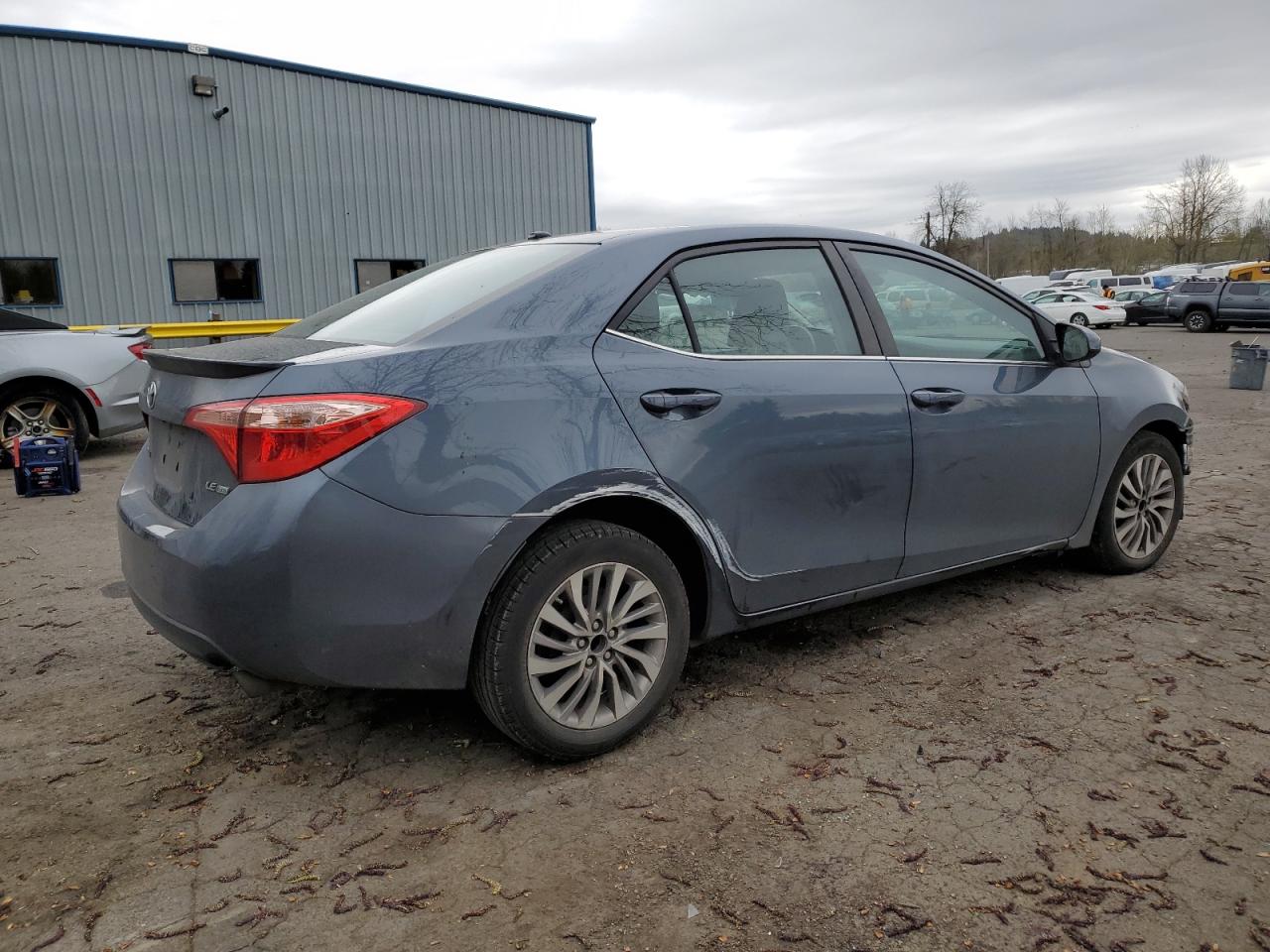 2T1BPRHE9JC062416 2018 Toyota Corolla Le