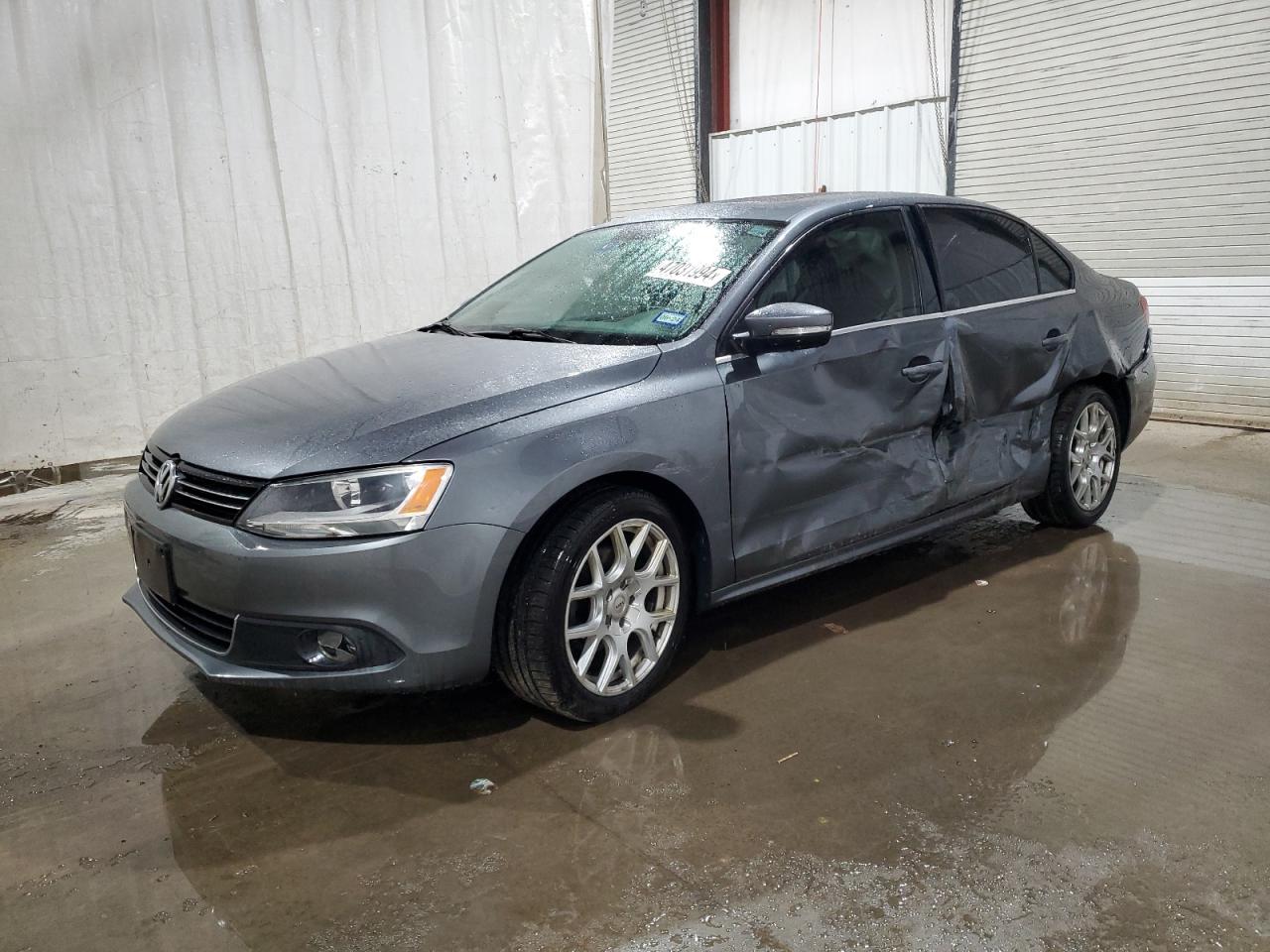 2013 Volkswagen Jetta Sel vin: 3VWLX7AJ8DM364742