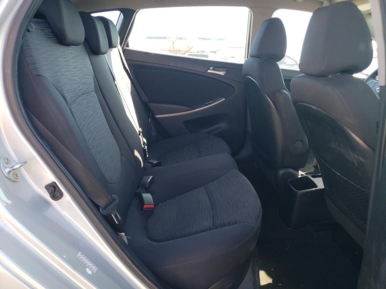 KMHCT5AE0HU323069 2017 Hyundai Accent Se