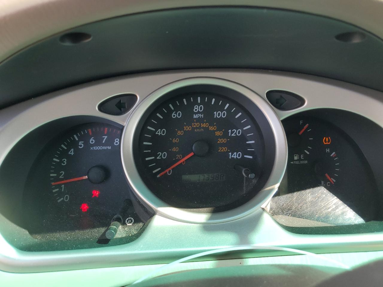 JTEEP21A250096138 2005 Toyota Highlander Limited