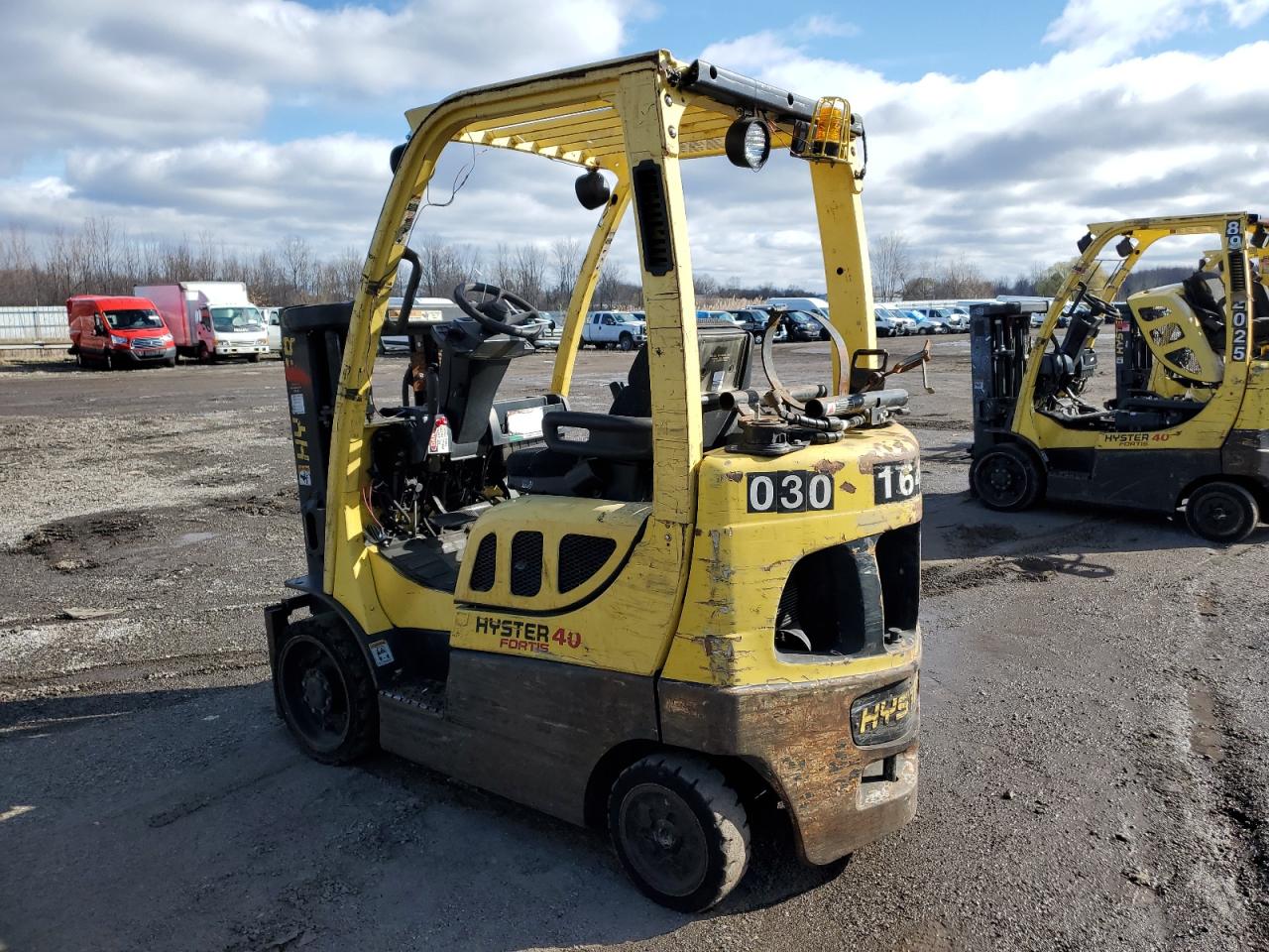 Lot #2411658213 2006 HYST FORKLIFT