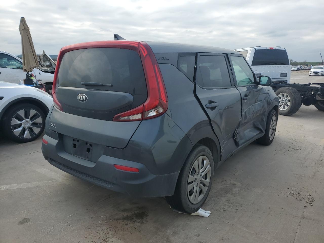 2021 Kia Soul Lx vin: KNDJ23AU5M7737421