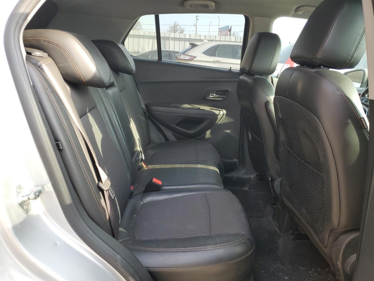 KL7CJLSB2JB707775 CHEVROLET TRAX 2018