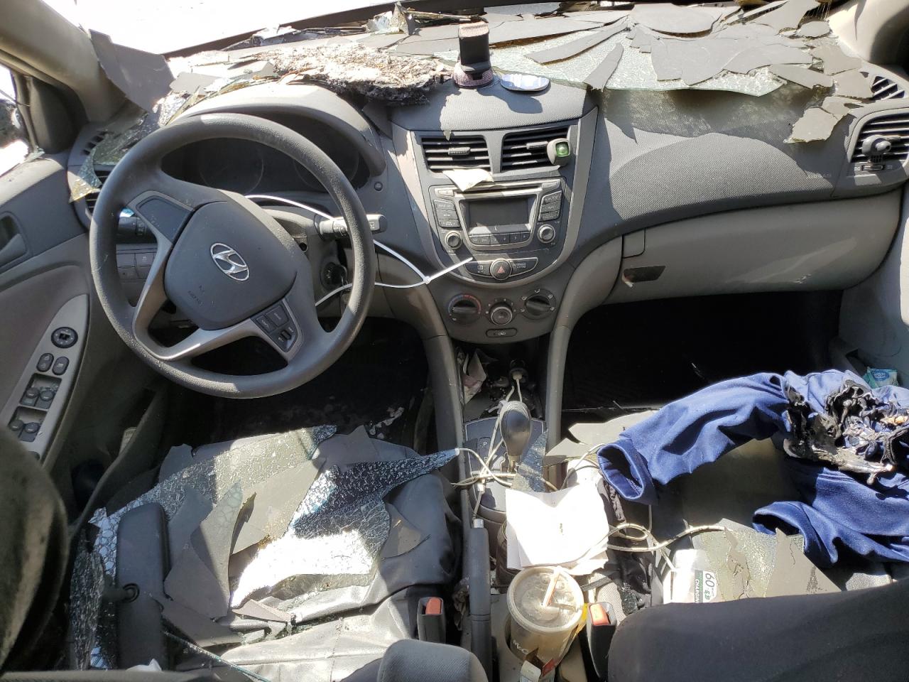 KMHCT5AE8HU319156 2017 Hyundai Accent Se