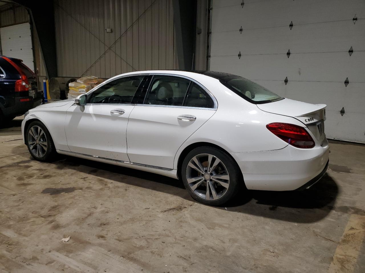 55SWF4JB7GU105564 2016 Mercedes-Benz C 300