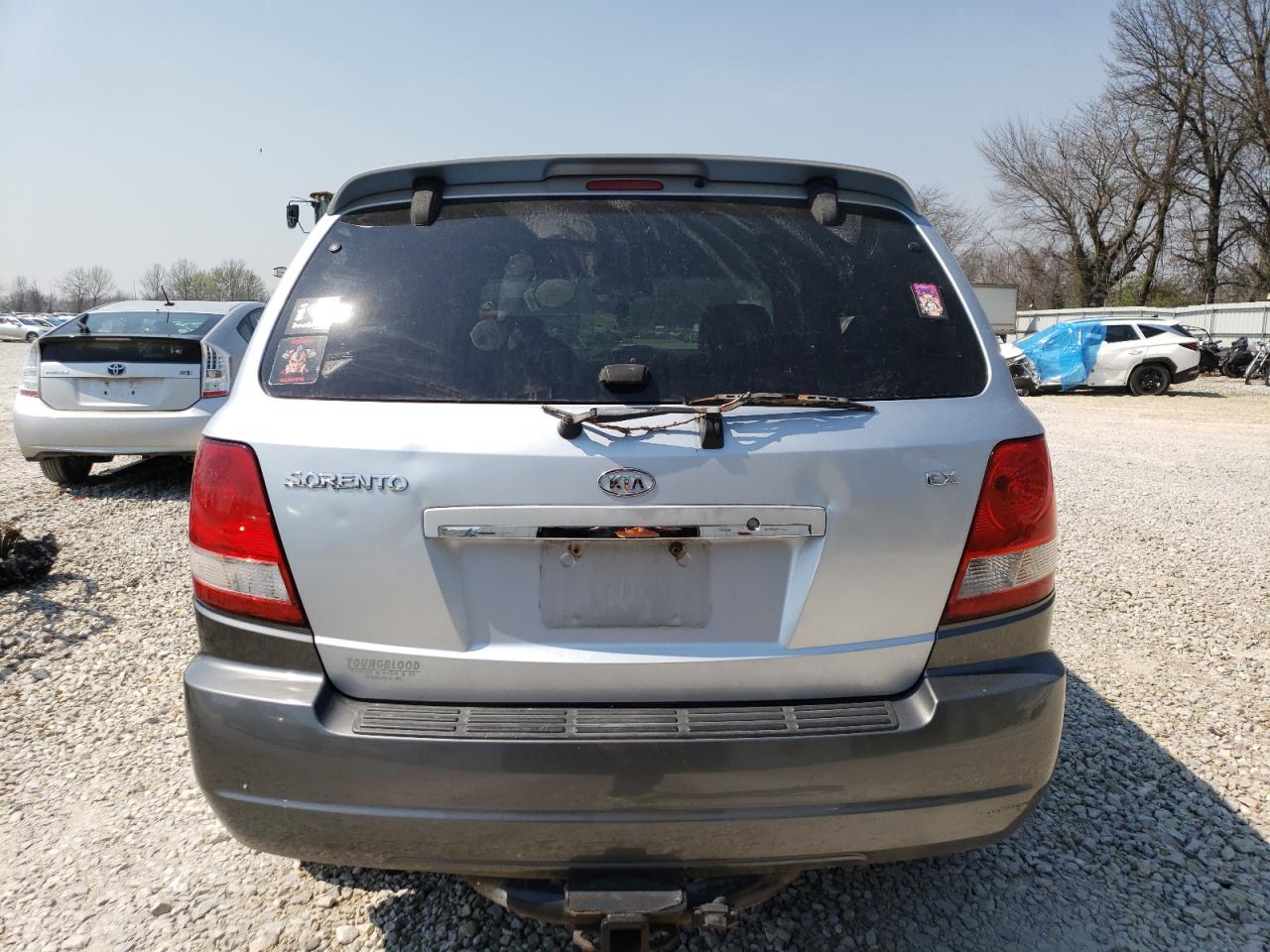 KNDJC733455465837 2005 Kia Sorento Ex