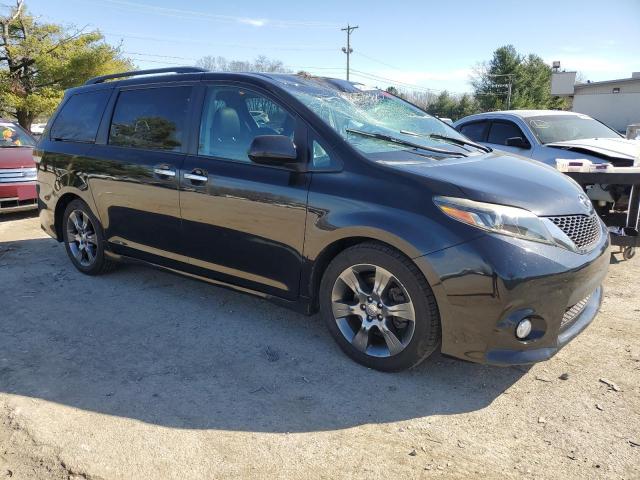 2016 TOYOTA SIENNA SE 5TDXK3DC5GS747647