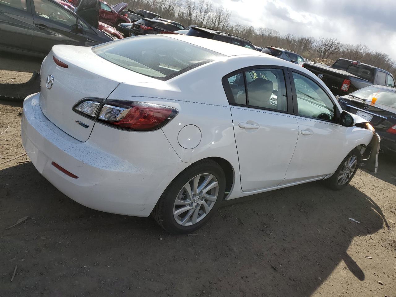 JM1BL1V89C1631090 2012 Mazda 3 I