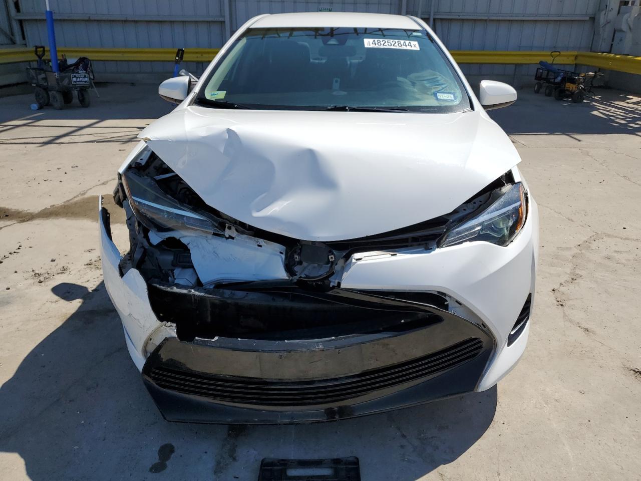 5YFBURHE7JP785819 2018 Toyota Corolla L