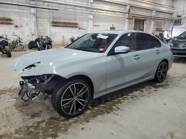 3MW89FF08P8D09148 BMW 3 Series 330XI