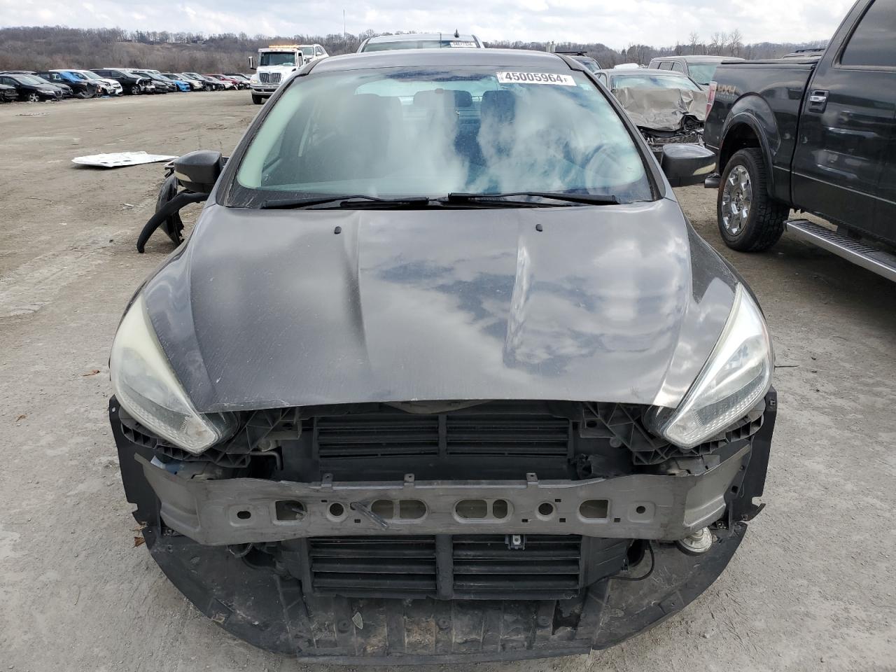 1FADP3F21FL356025 2015 Ford Focus Se