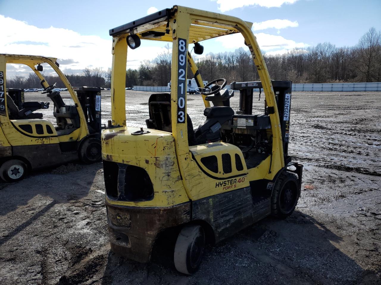 Lot #3242791979 2010 HYST FORKLIFT
