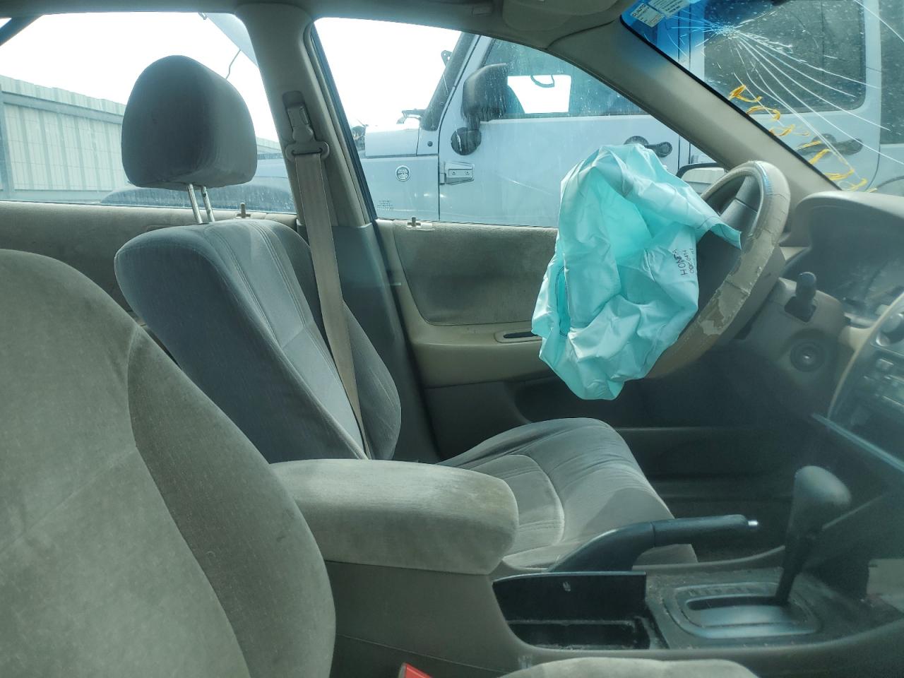 1HGCG16441A056707 2001 Honda Accord Lx