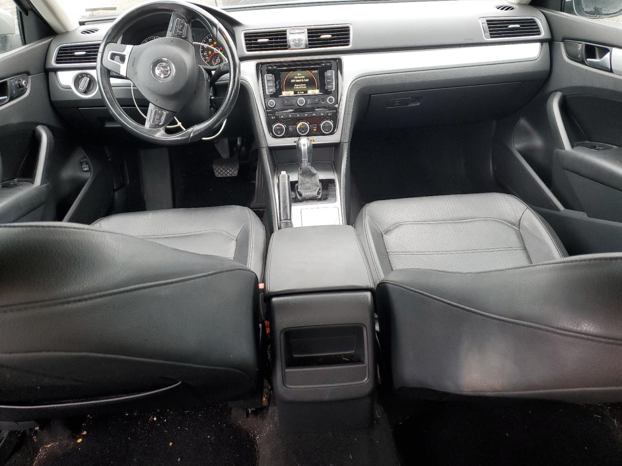 1VWBP7A31CC074842 2012 Volkswagen Passat Se