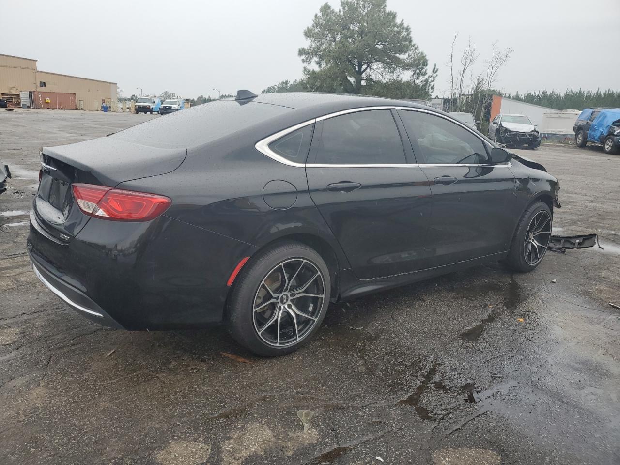 1C3CCCAB7FN570387 2015 Chrysler 200 Limited