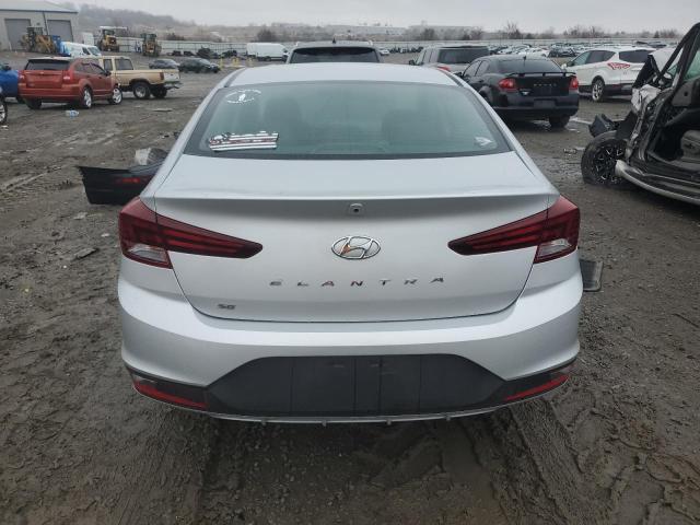 2019 HYUNDAI ELANTRA SE - 5NPD74LFXKH446263