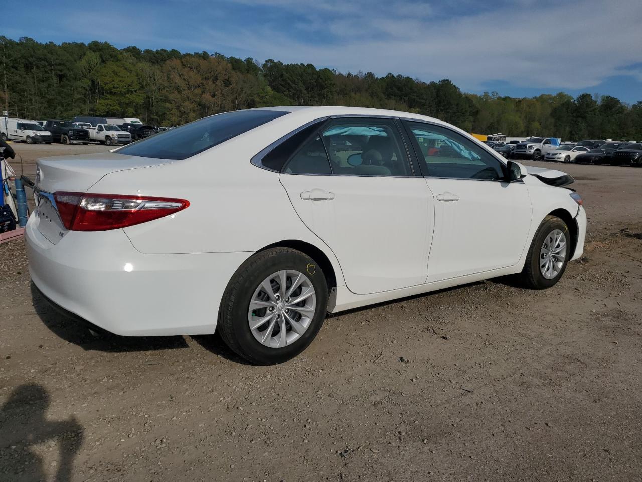 2017 Toyota Camry Le vin: 4T1BF1FK6HU616842