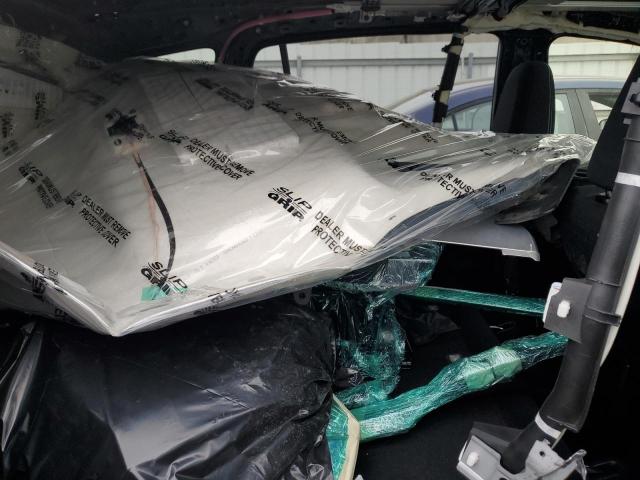 2018 TOYOTA RAV4 ADVEN JTMRFREV6JJ748391