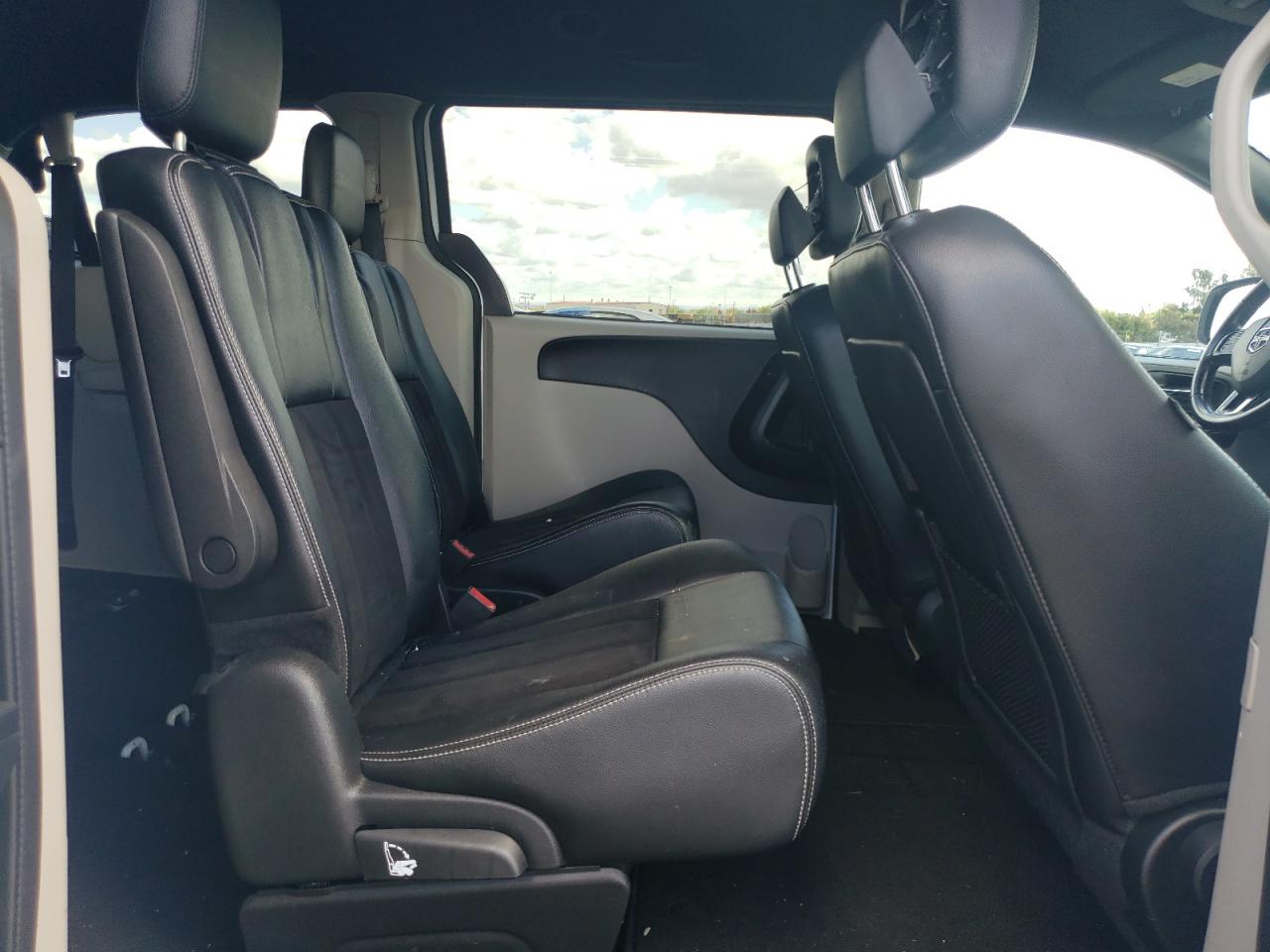 2C4RDGCG5KR723980 2019 Dodge Grand Caravan Sxt