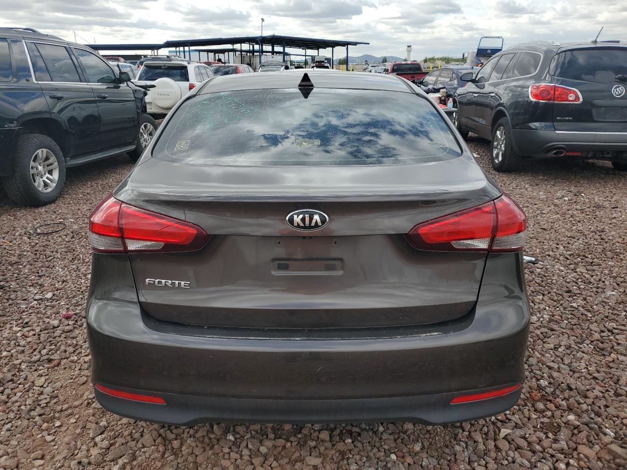 3KPFL4A76JE166844 2018 Kia Forte Lx