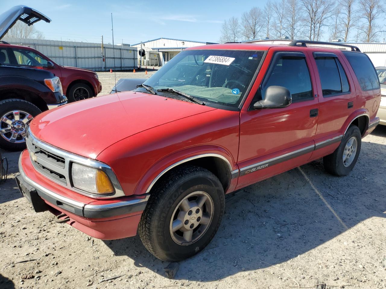 1GNDT13W8VK241516 1997 Chevrolet Blazer