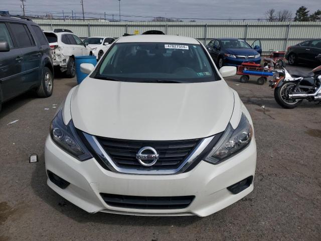 2018 Nissan Altima - Image 5