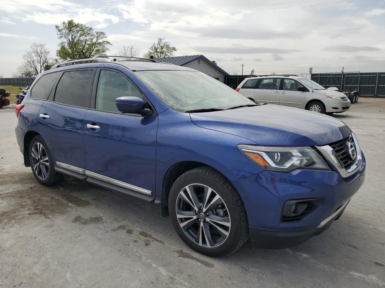 2018 Nissan Pathfinder S vin: 5N1DR2MN7JC675199