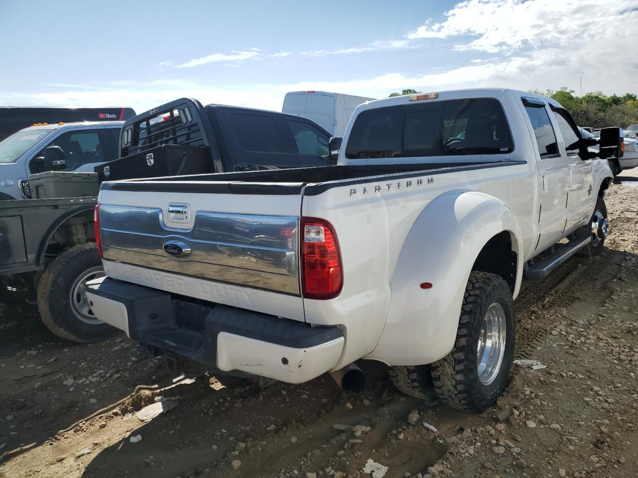 VIN: 1FT8W3DT5GEA62837 2016 FORD F350