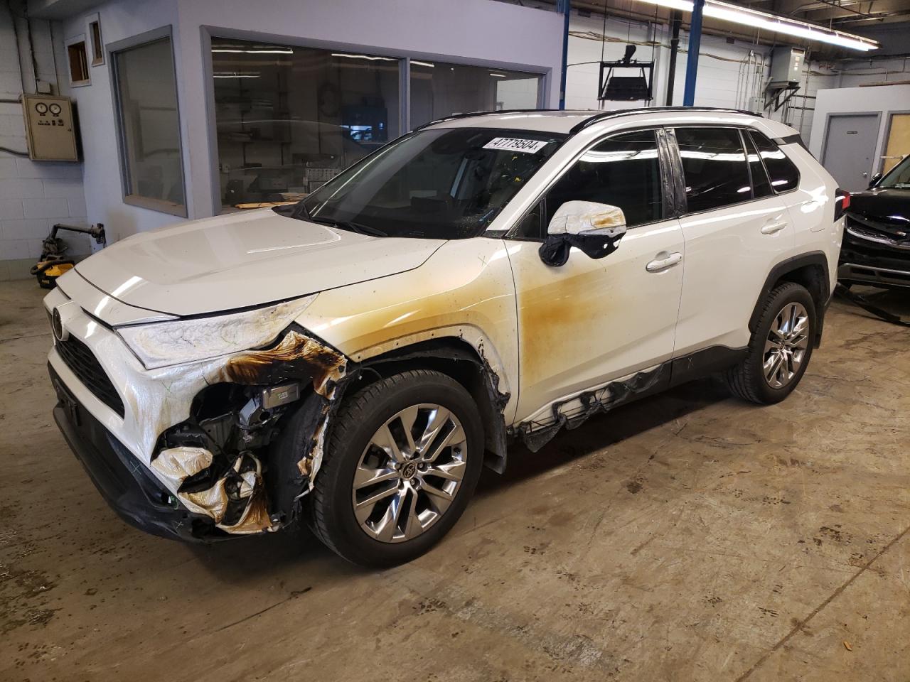 2T3A1RFV4MW180755 TOYOTA RAV 4 2021