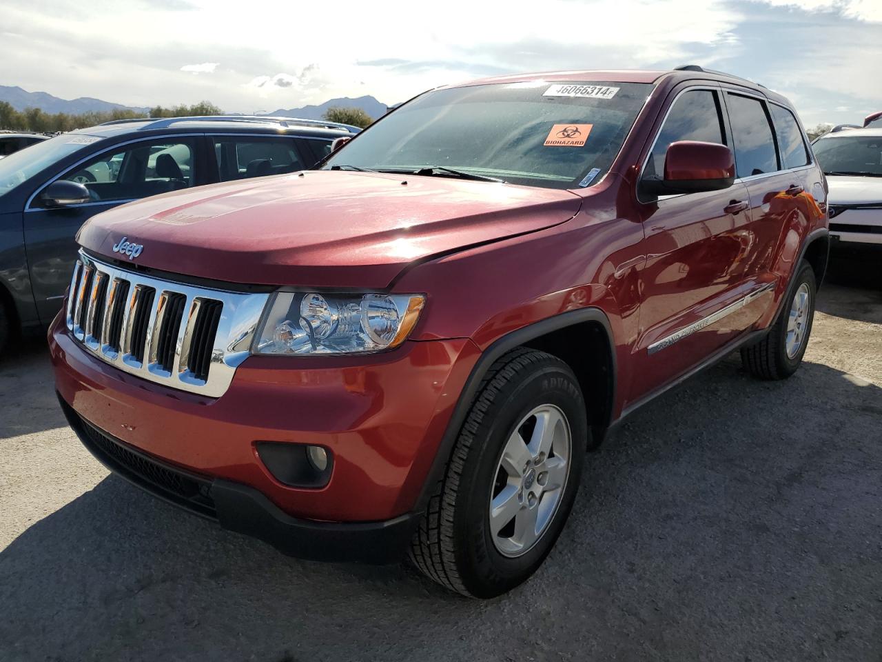 1J4RS4GG9BC534914 2011 Jeep Grand Cherokee Laredo