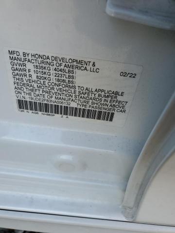 19UDE2F83NA006132 Acura ILX PREMIU 12