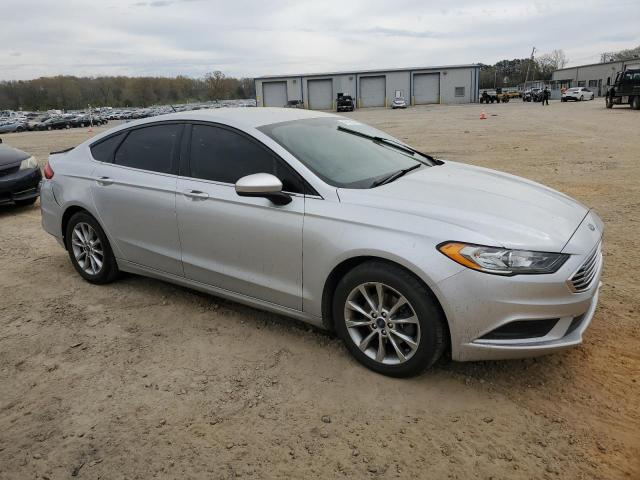 VIN 3FA6P0HD6HR122943 2017 Ford Fusion, SE no.4