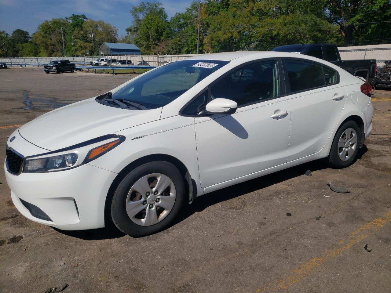 3KPFK4A7XJE220200 2018 Kia Forte Lx