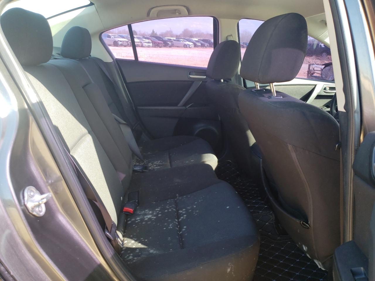 JM1BL1VF1B1413660 2011 Mazda 3 I