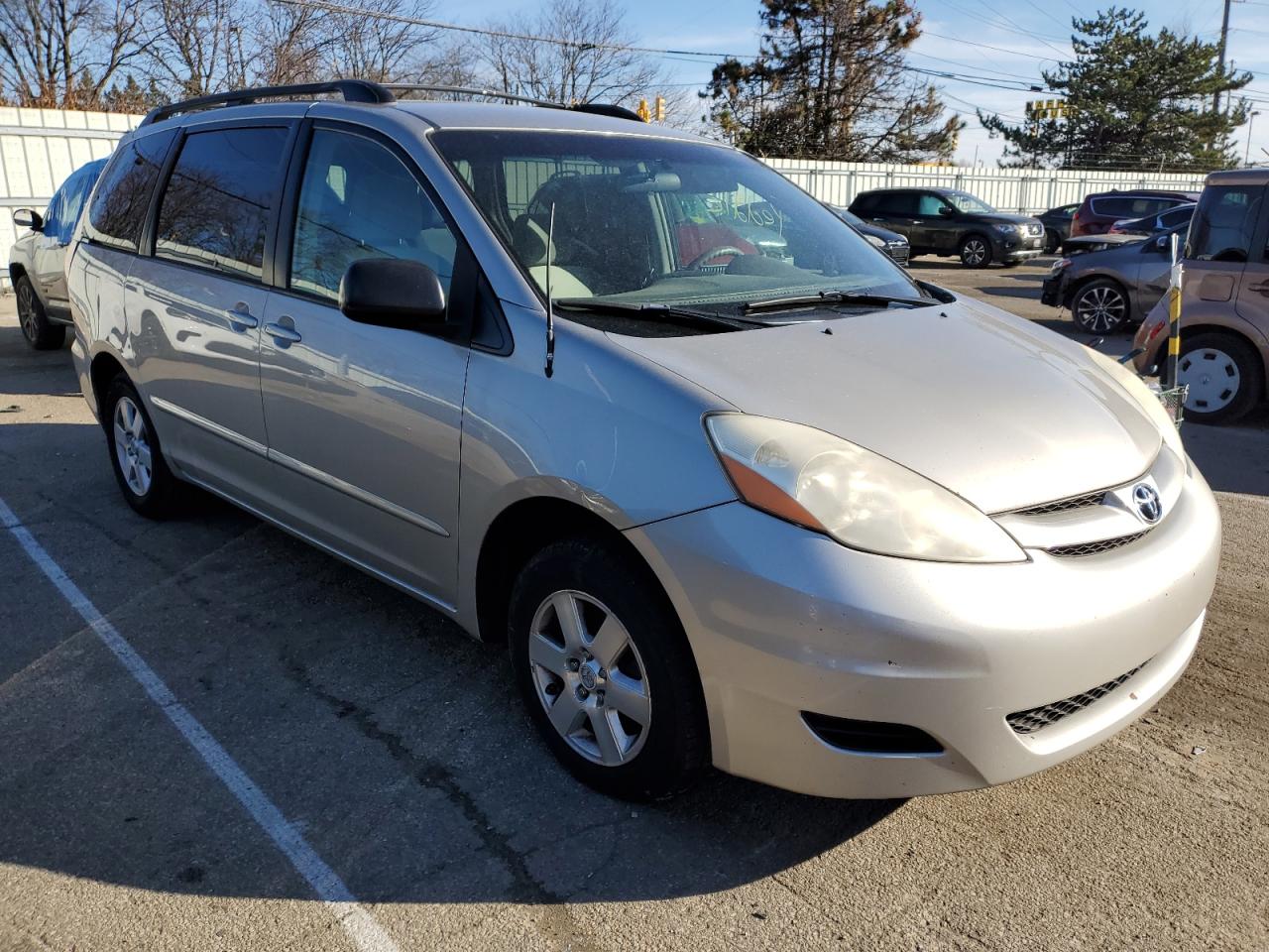 Lot #3029268889 2009 TOYOTA SIENNA CE