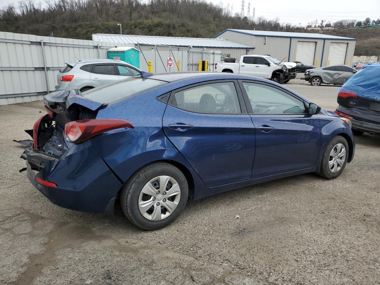 5NPDH4AE5GH766086 2016 Hyundai Elantra Se