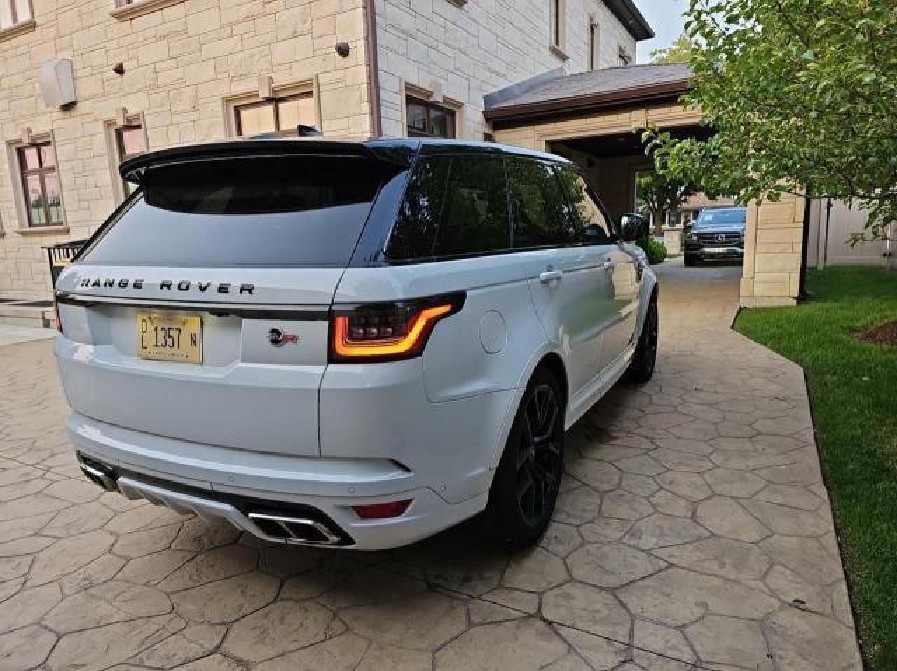 SALWZ2RE6MA754877 2021 Land Rover Range Rover Sport Svr