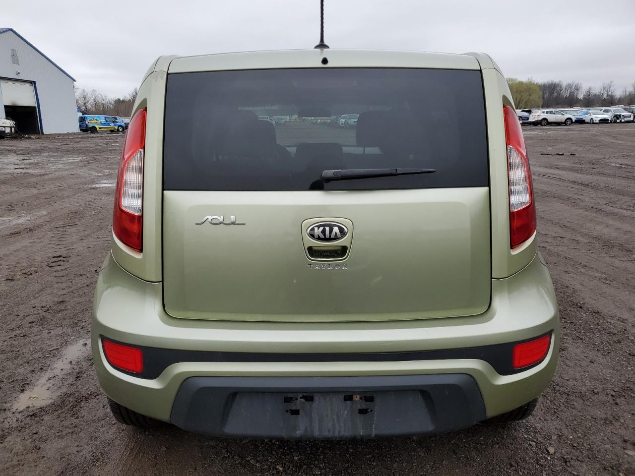 KNDJT2A64D7491082 2013 Kia Soul +