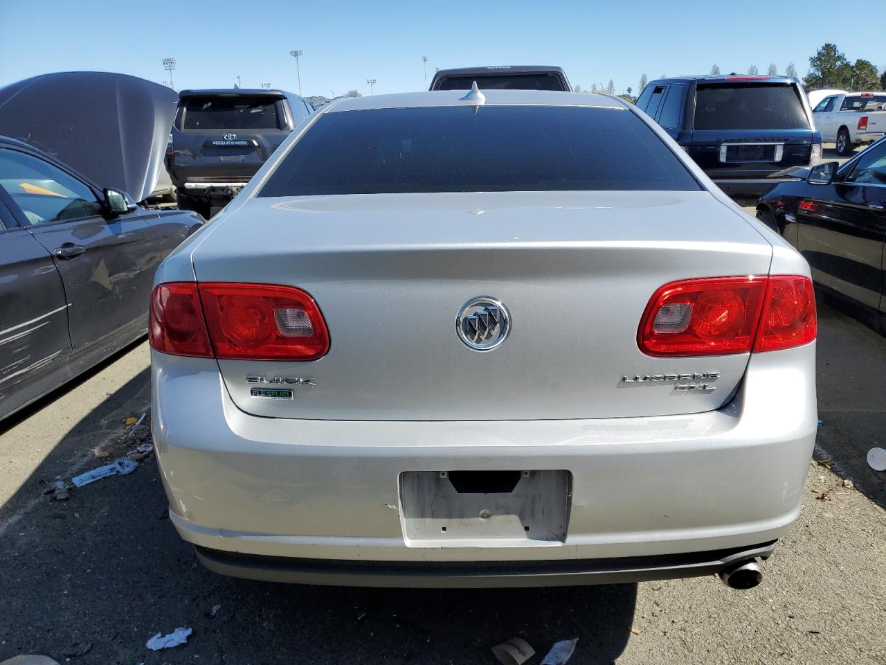 1G4HC5EM7BU151122 2011 Buick Lucerne Cxl