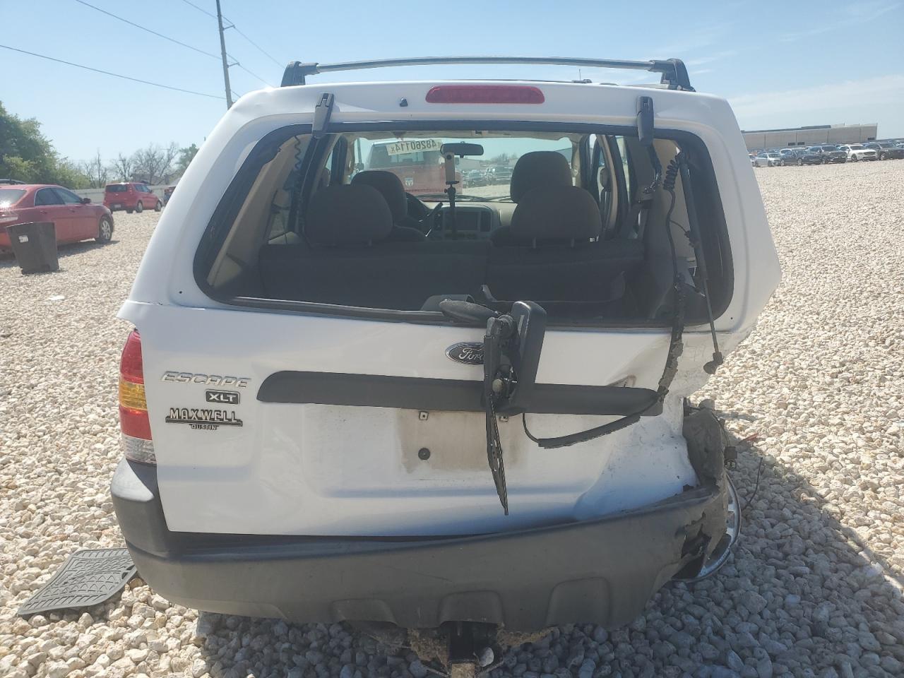 1FMYU031X4KB38629 2004 Ford Escape Xlt