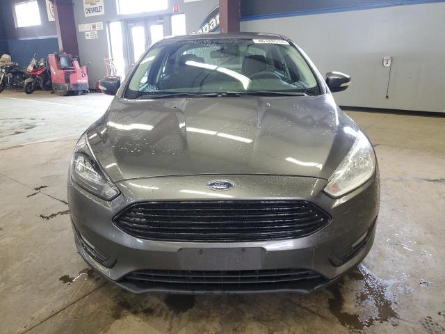 Lot #2409305120 2016 FORD FOCUS SE salvage car