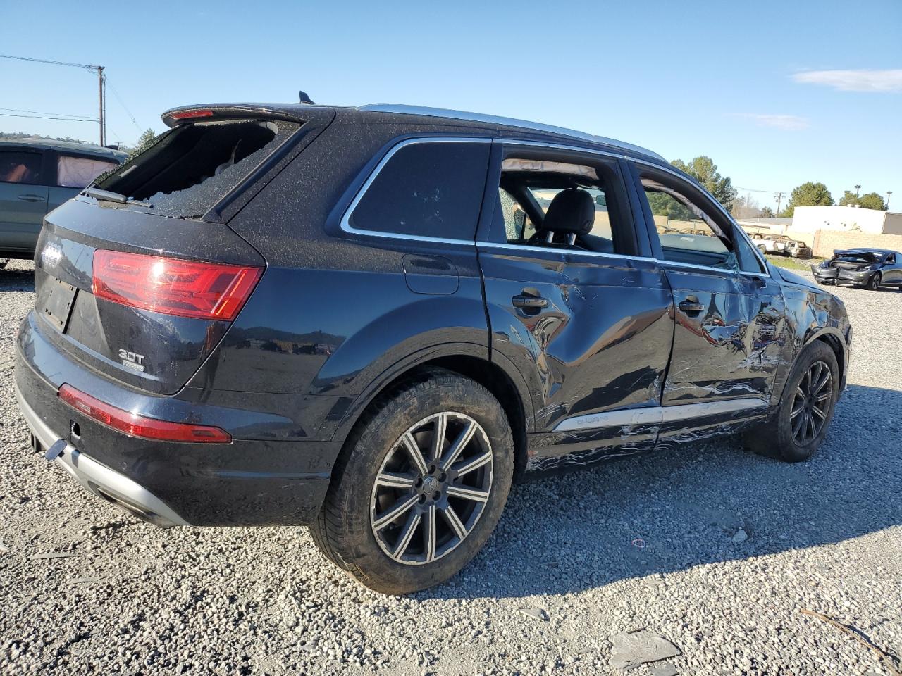 WA1LAAF72HD011293 2017 Audi Q7 Premium Plus