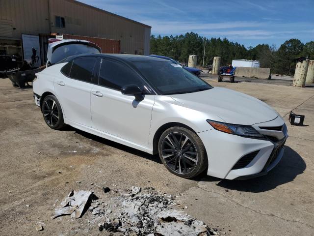 VIN 4T1B61HK7KU248580 2019 Toyota Camry, Xse no.4