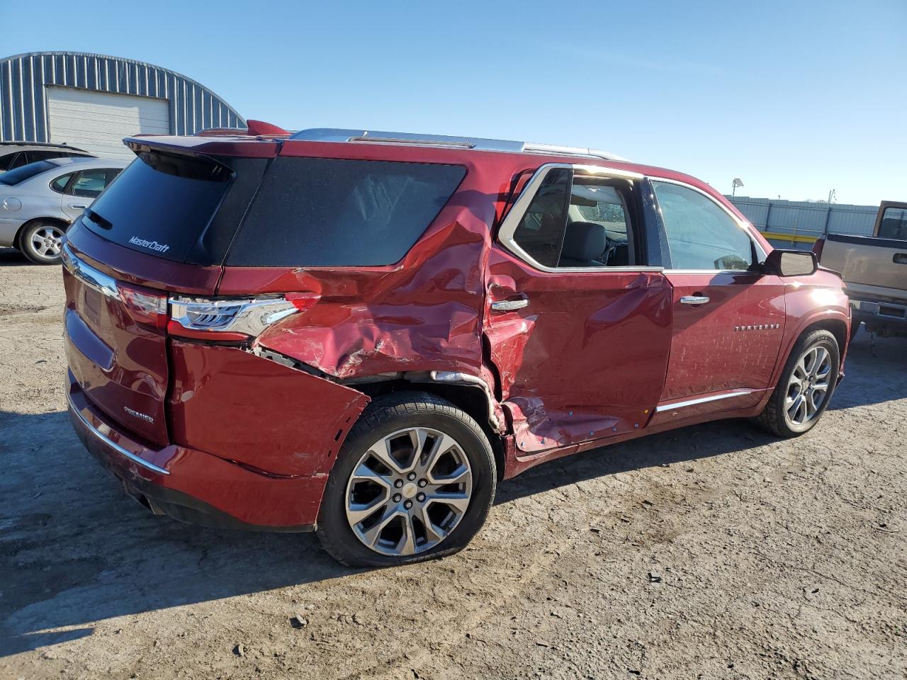 2019 Chevrolet Traverse Premier vin: 1GNERKKWXKJ108445