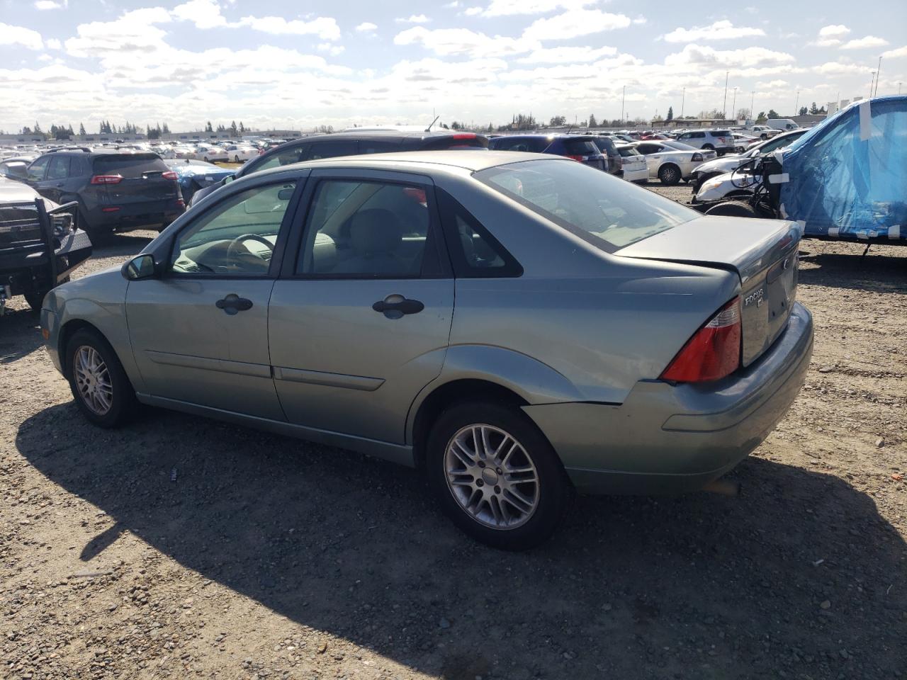 1FAFP34N75W159833 2005 Ford Focus Zx4