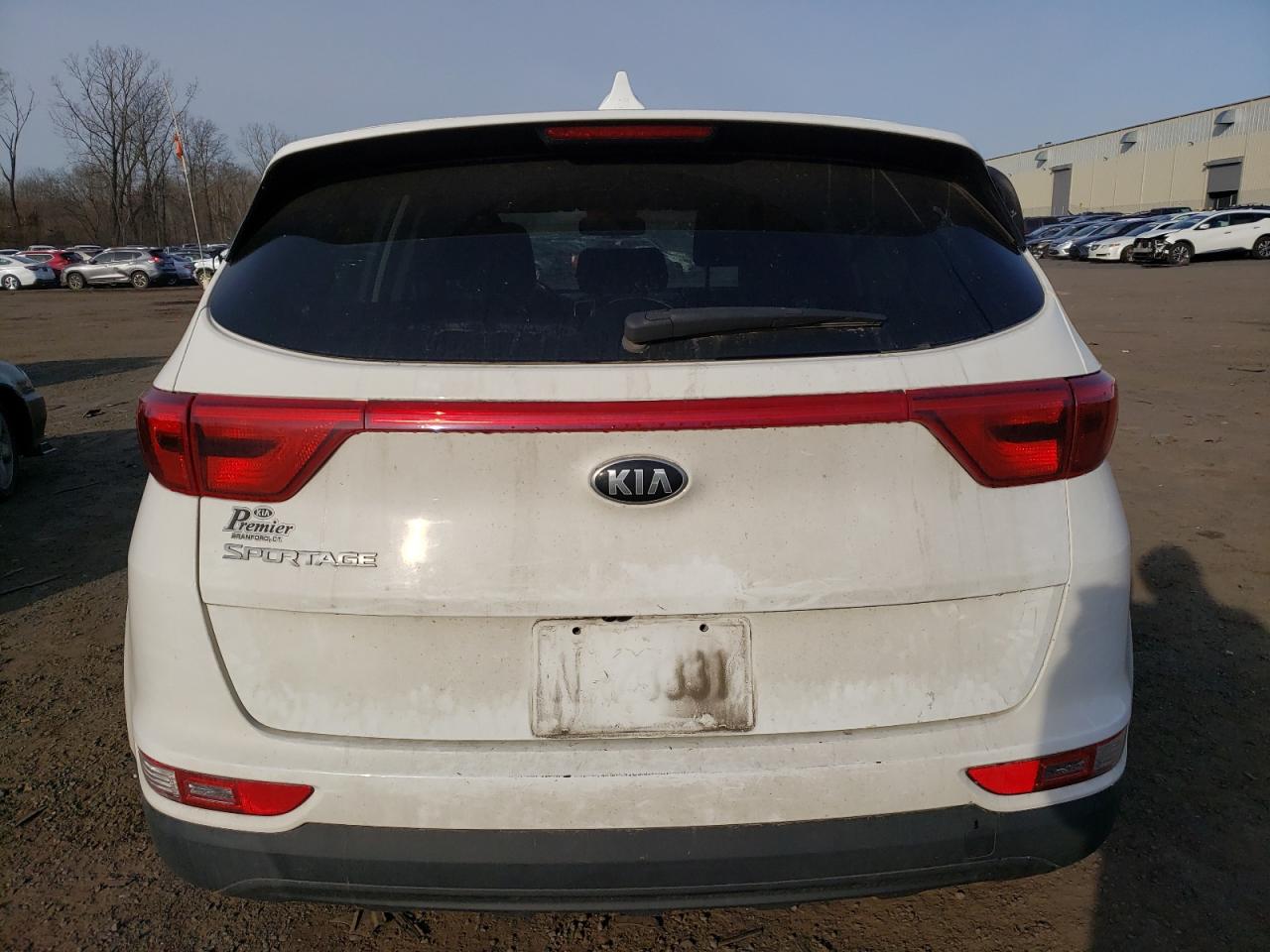 KNDPMCAC2K7503942 2019 Kia Sportage Lx